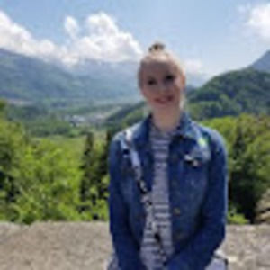 Meet your Posher, Angela